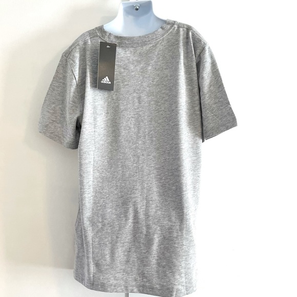 🆕Boys ADIDAS Short Sleeve Basketball Graphic T-Shirt - Picture 9 of 9